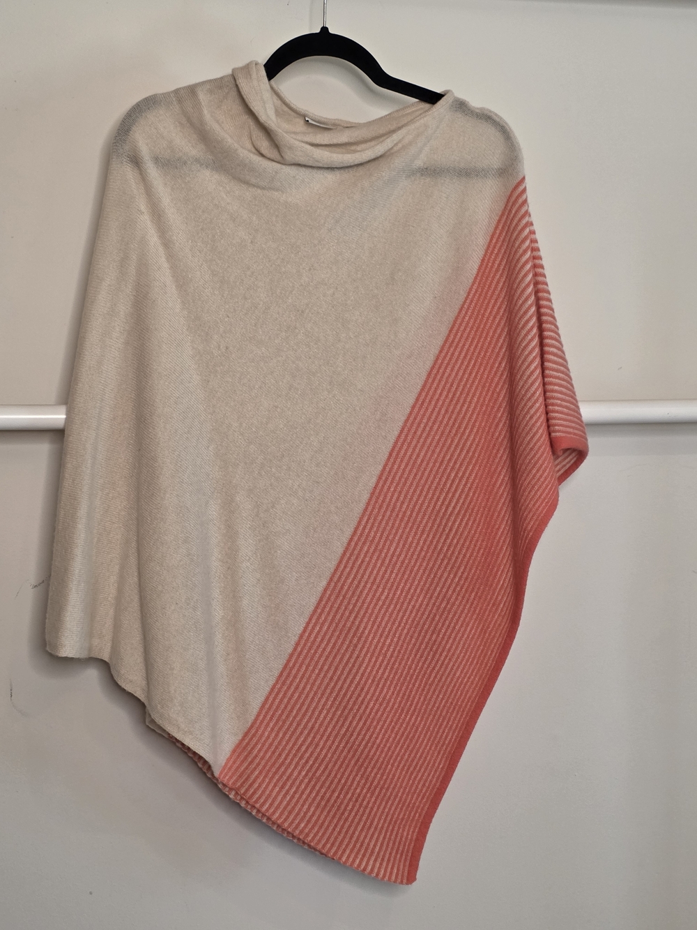 Kinross Cream and Coral Diagonal Colorblock Poncho
